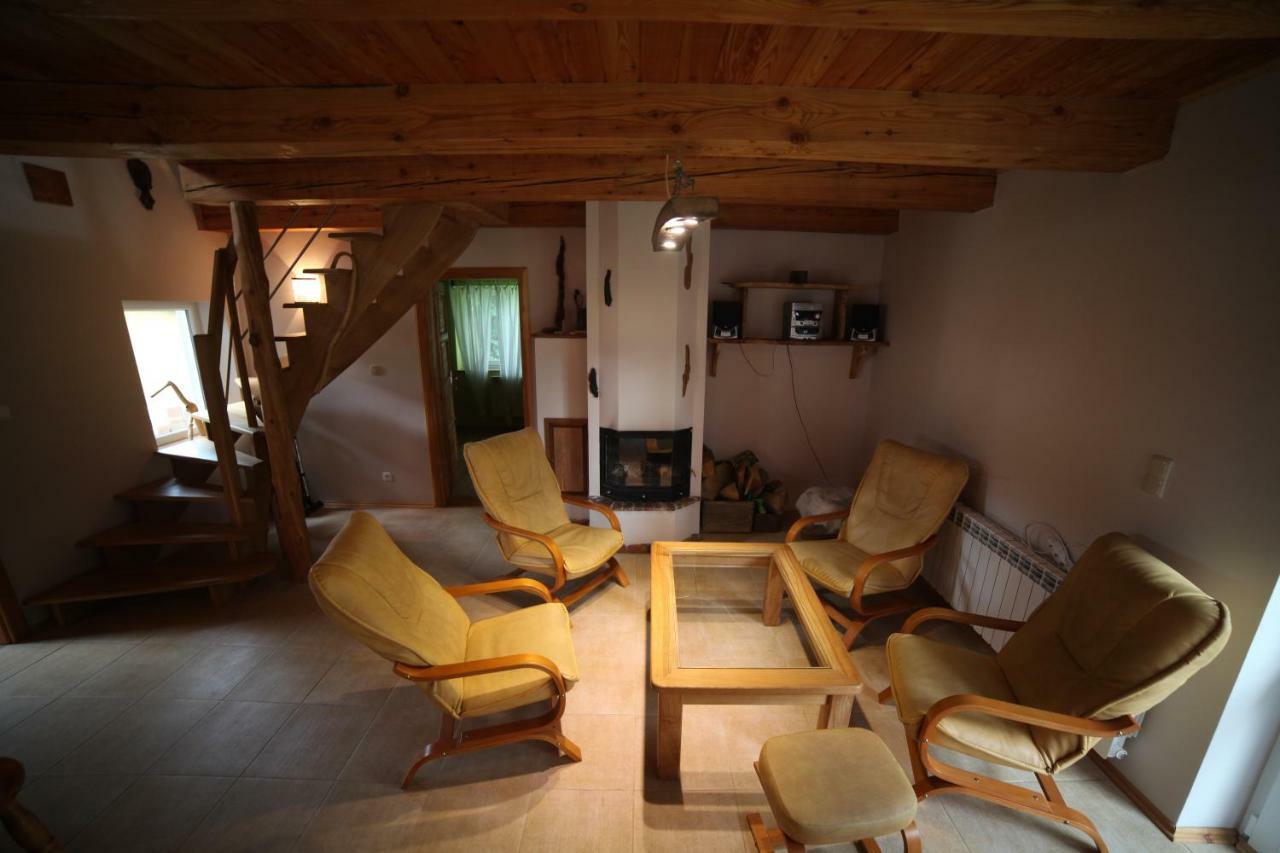 Bieszczadzki Kat Villa Lesko Exterior photo